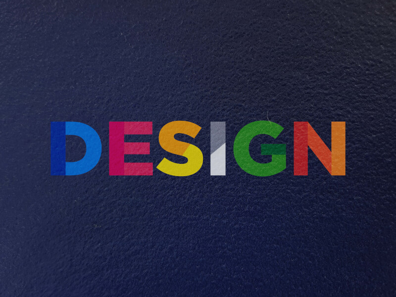 Vinylmaterial. Ger knivskarpa tryck och kan enkelt rengöras med fuktig trasa och lite såpa.