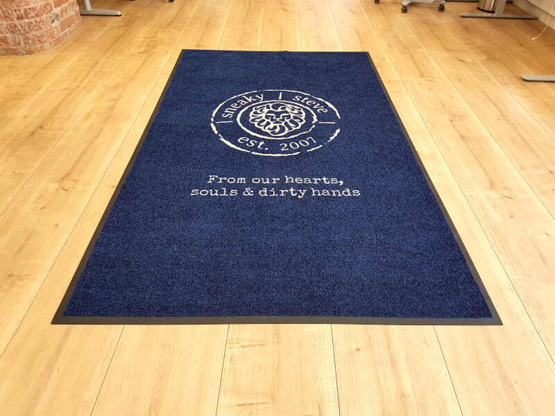 Entrématta till Sneaky steve