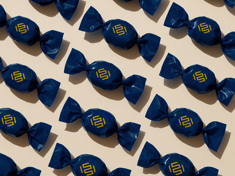 Karameller i tvistat papper