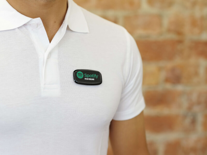 Namnskylt - Rundad 1 - Svart - Fastsatt med magnetfäste